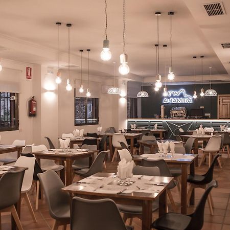 Hostal Altamira Guadalupe Eksteriør bilde